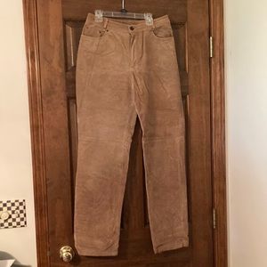 Chadwicks of Boston 100% suede, straight leg pants size 6